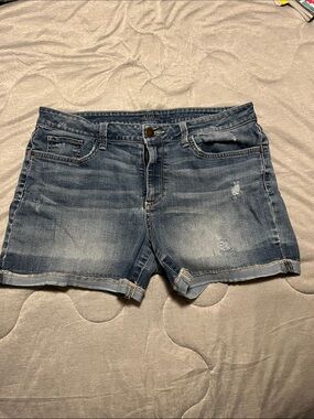 a.n.a Women's Distressed Light Blue Denim Shorts Size 12